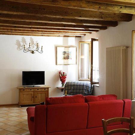 Luzzo 15 Apartman Feltre Kültér fotó